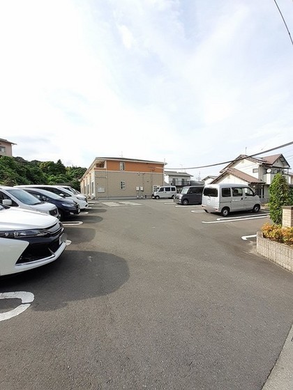 サンビレッジ 和