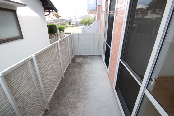 レーヴィンス 栄