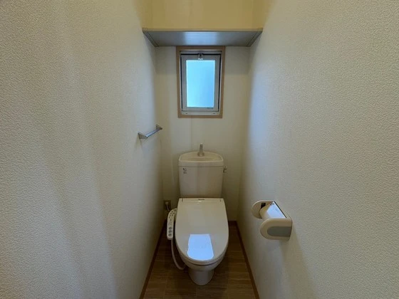 レーヴィンス 栄