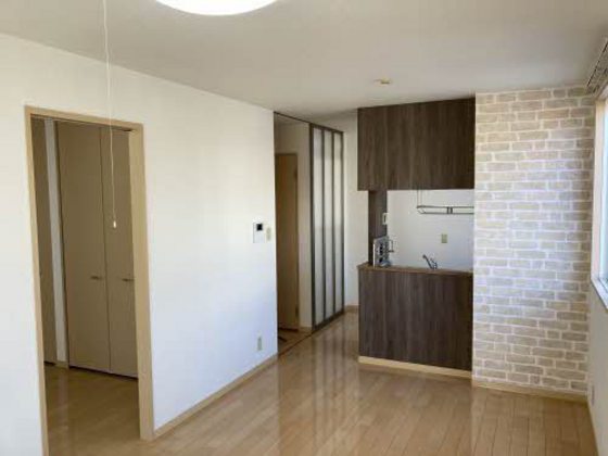 レーヴィンス 栄