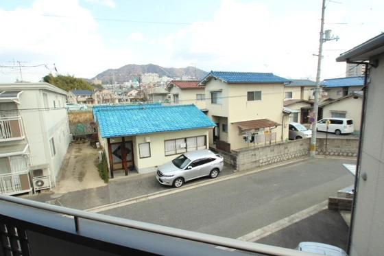 クレール五日市駅前 E棟