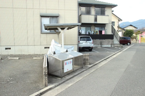 クレール五日市駅前 E棟