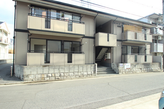 サンパール駅前B