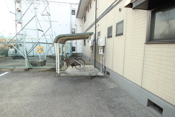 サンパール駅前B