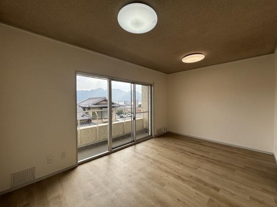 宮島台ビューハイツ A