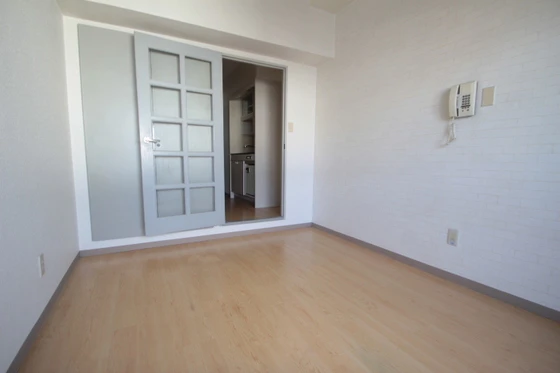 ヴィラブランシュ庚午中