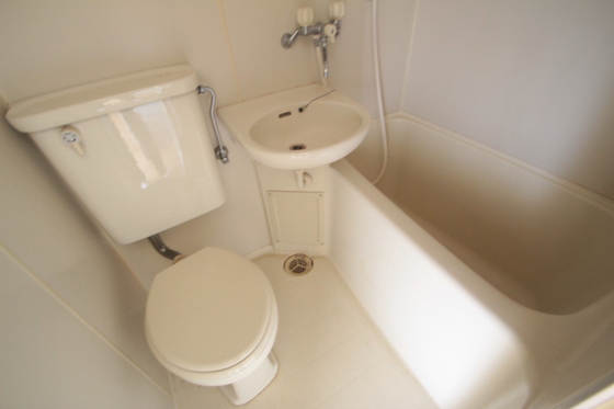 ヴィラブランシュ庚午中