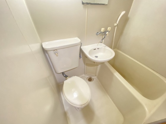 ヴィラブランシュ庚午中