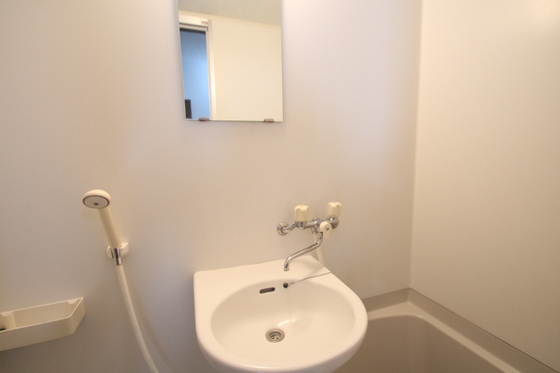 サンライズ鶴江C棟