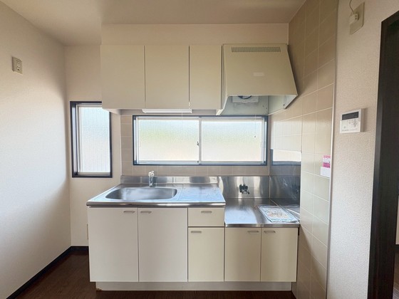 ミニオンハイツ B棟