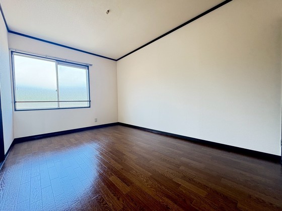 ミニオンハイツ B棟