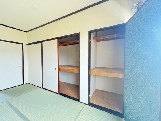 ミニオンハイツ B棟