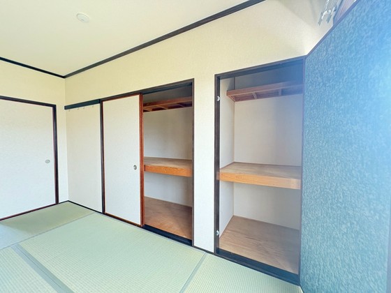 ミニオンハイツ B棟