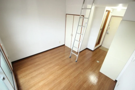 パラドール三筋