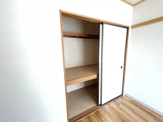 メゾン萩原 B棟