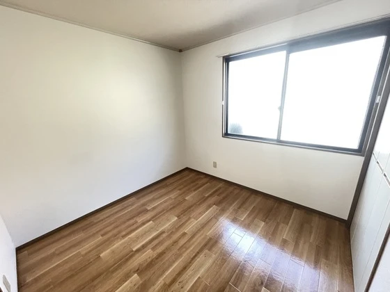 メゾン萩原 B棟