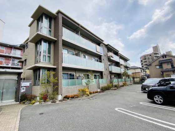 シャーメゾン鈴峯