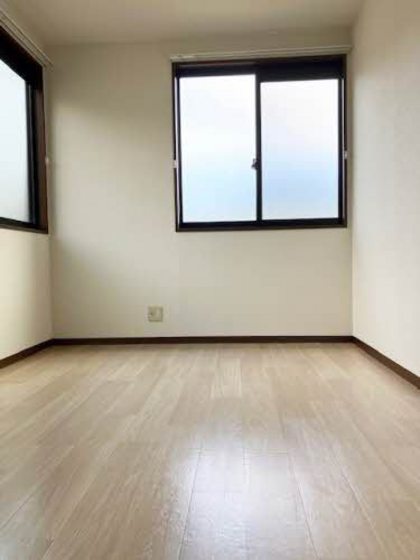 シャローム A棟