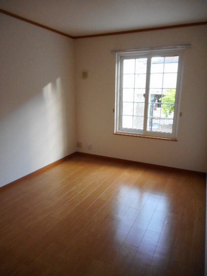 ヴィラ ミニョンB