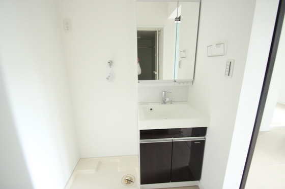 grandtic gacha 'alua