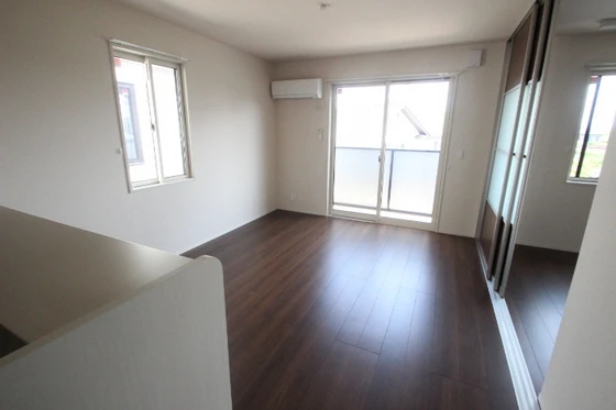 グランラフィーネ A棟