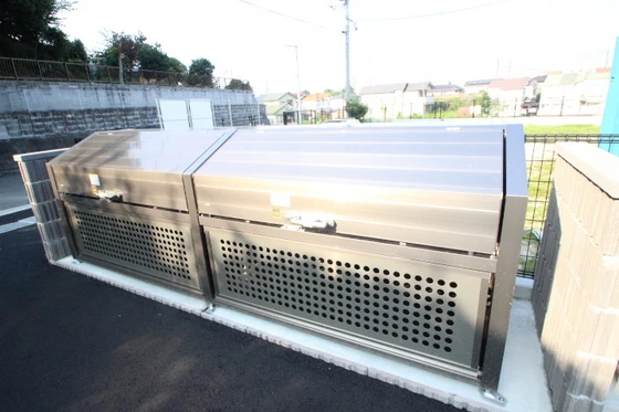 グランラフィーネ A棟