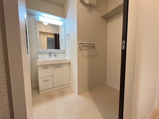 シャーメゾン真彩 N50