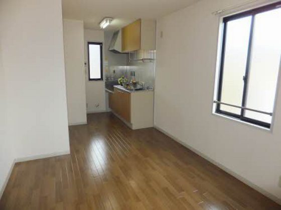 エモーション C棟