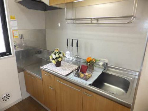 エモーション C棟