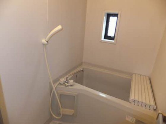 エモーション C棟