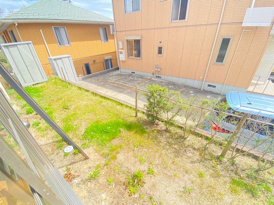 アクアみどり坂 B