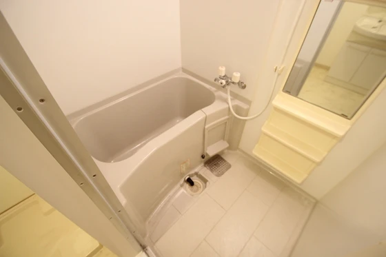 プロヴァンス宝町