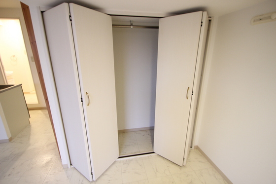 プロヴァンス宝町