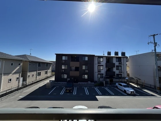 ファミール三筋 B棟