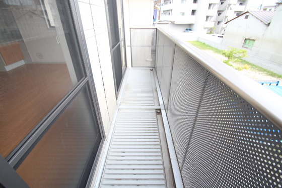 グリーンハイツ A棟