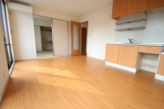 グリーンハイツ A棟