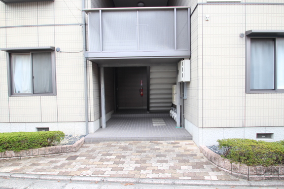 グリーンハイツ A棟