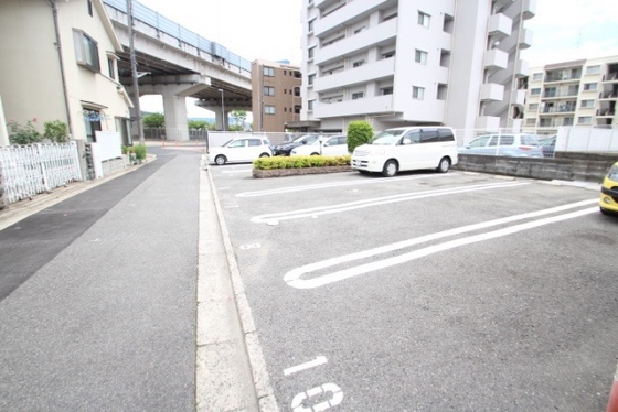 グリーンハイツ A棟