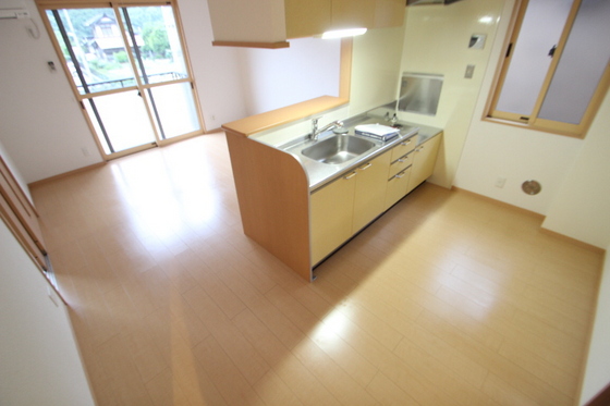 ローズコート清水 B棟