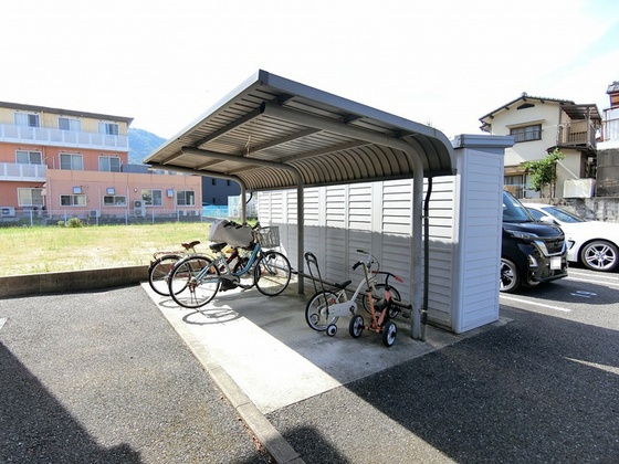 ローズコート清水 B棟