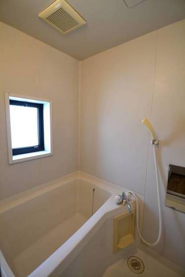 ディアス中山新町