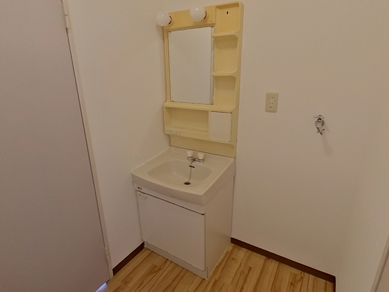 ディアス中山新町