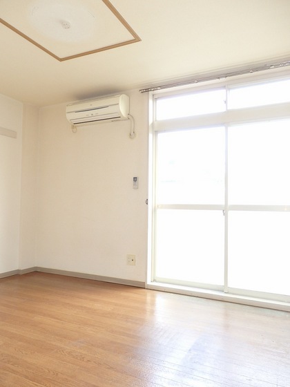 ニューシティ山嵜