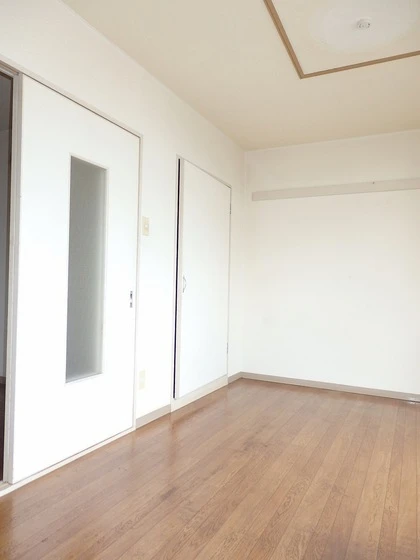 ニューシティ山嵜