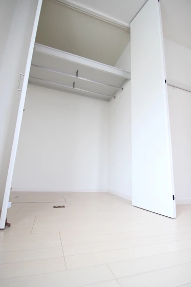 シャーメゾン安東