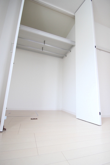 シャーメゾン安東