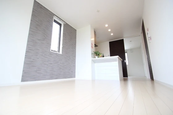 シャーメゾン安東