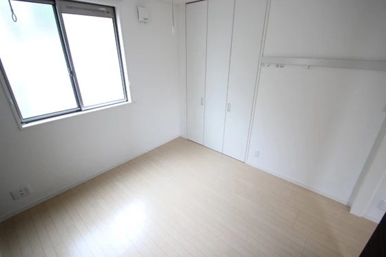 シャーメゾン安東