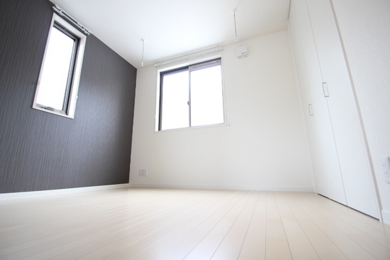 シャーメゾン安東