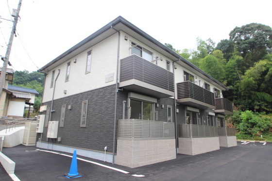 シャーメゾン安東